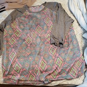 Lularoe randy shirt